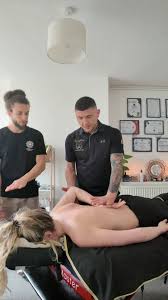 MM Waxing Hamburg Reeperbahn – Dein Experte für glatte Haut in Hamburg